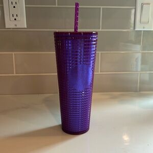 New purple Starbucks tumbler 24 oz straw